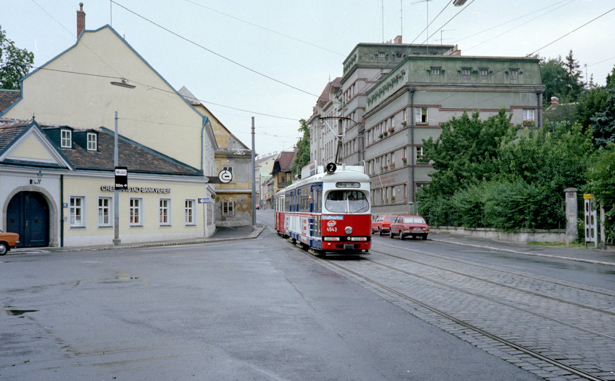 Wien WVB SL 2 (E1 4543) XVII, Hernals, Dornbach, Dornbacher Straße im Juli 1982. - Scan von einem Farbnegativ. Film: Kodak Safety Film 5035. Kamera: Minolta SRT-101.