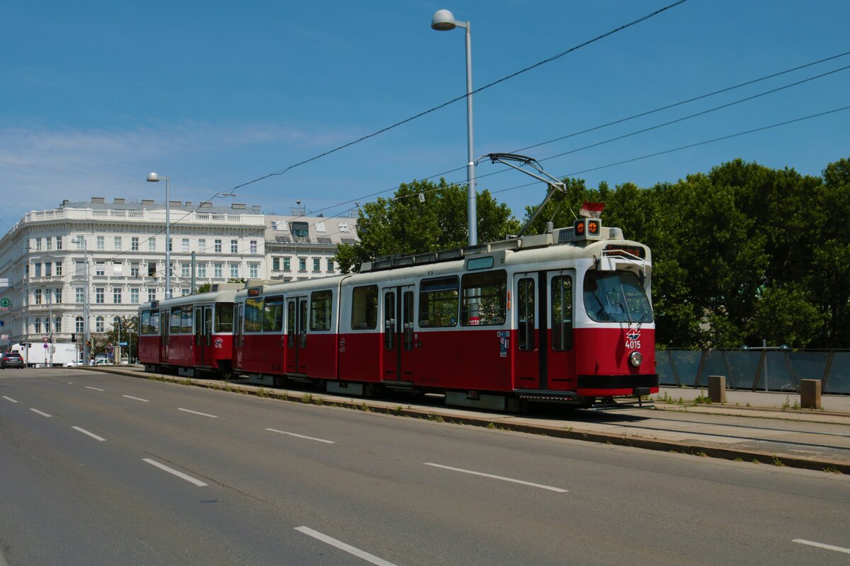 Wiener Linien SGP E2 Wagen 4015 am 22.06.22 in Wien