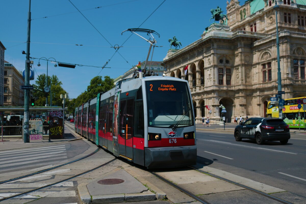 Wiener Linien Siemens ULF Wagen 676 am 22.06.22 in Wien