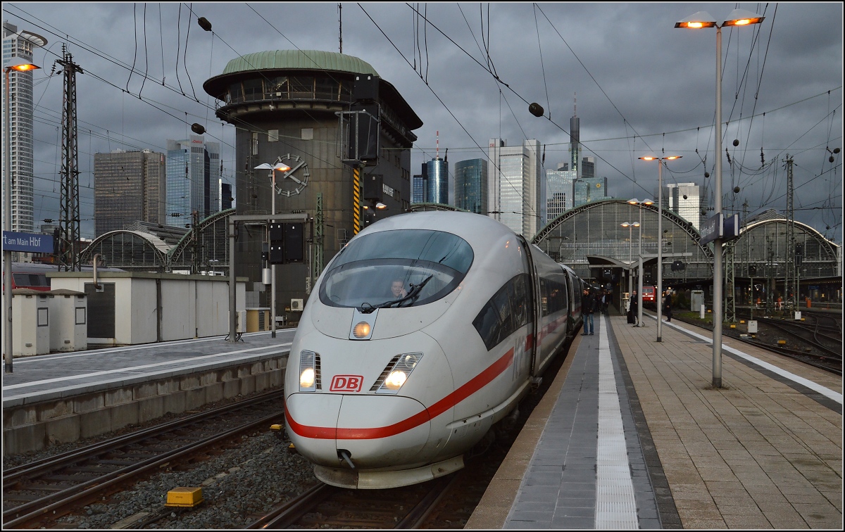 Wildes Wetter am Hauptbahnhof Frankfurt. Januar 2015.