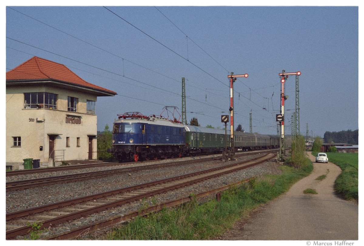 Wir schreiben den 13. April 1978, 118 047-0 ist mit einem Eilzug bei Hirschaid in Richtung Nürnberg unterwegs... Ach Quatsch! Wir haben doch das Jahr 2014 :D