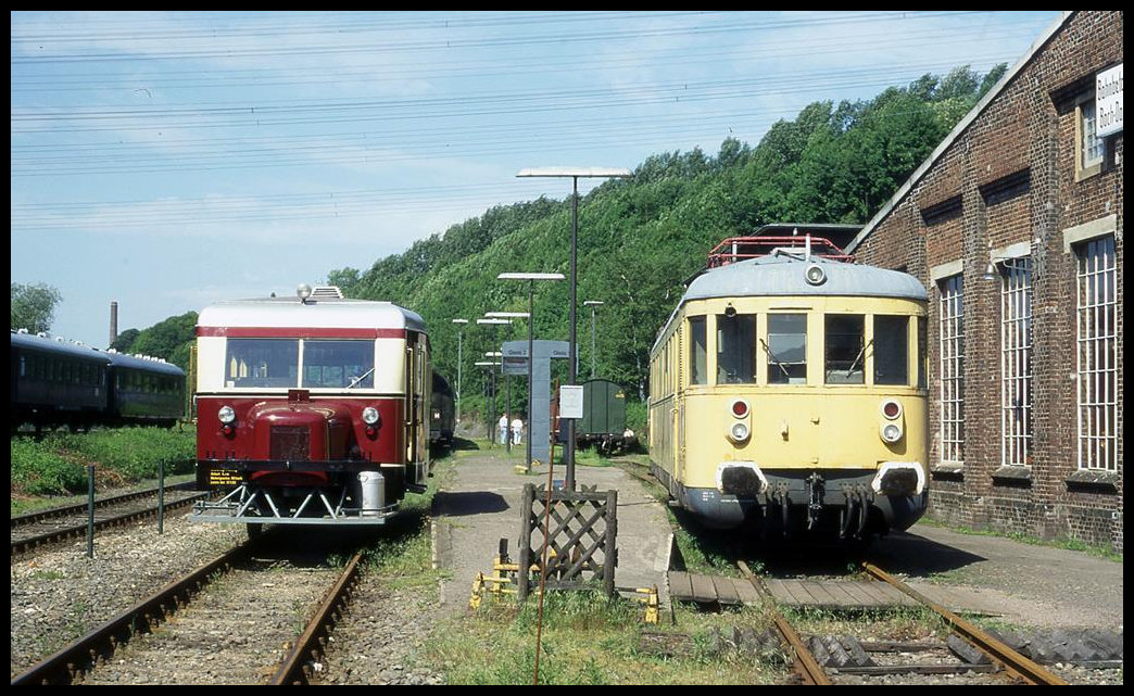 Wismar VT und Tunnelmesstriebwagen 712001 der DB am 28.5.1995 im Museum Bochum Dahlhausen.