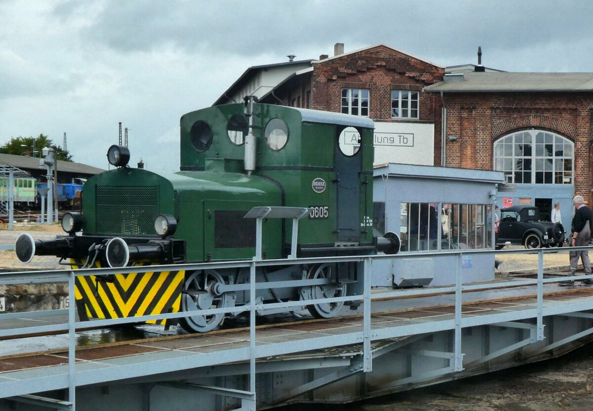 Wittenberge, 9.7.22. Kleindiesellok O605 der Osthannoverschen Eisenbahn (OHE), Typ OMZ 122R, 42 PS, Herst. Deutz 1942. Museumslok seit 1995; betriebsfähig.
