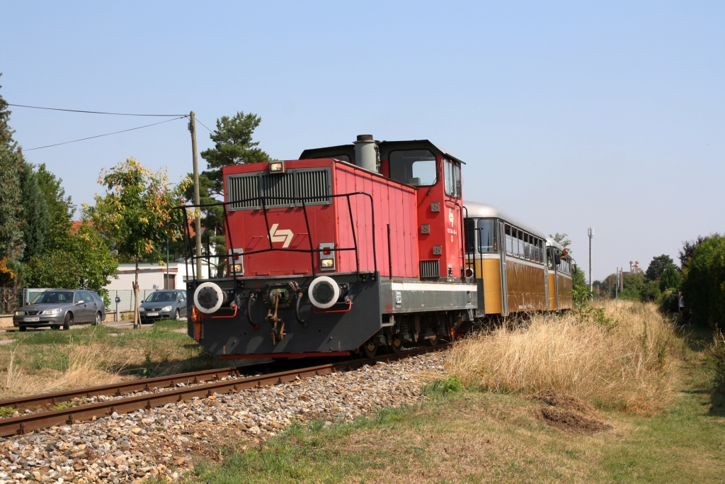 WLB 83 (A-WLC 92 81 2064 403-6) am 01.September 2019 mit dem SR 17227 (Wien Meidling - Waldmühle Lst.) auf der Kaltenleutgebener Bahn beim Strecken-Km 1,0.
