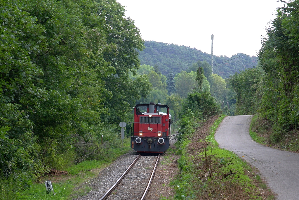 WLB 83 (A-WLC 92 81 2064 403-6) am 01.September 2019 mit dem SR 17227 (Wien Meidling - Waldmühle Lst.) auf der Kaltenleutgebener Bahn beim Strecken-Km 4,9.