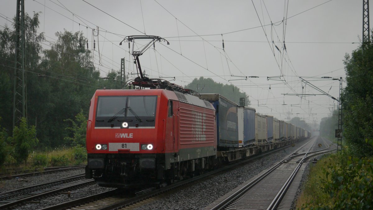 WLE 81/189 801 mit dem Ems Isar Express von Dörpen nach Lippstadt in Bockum-Hövel aus Richtung Münster kommend. Grüße zurück an den Tf! (02.08.2016)