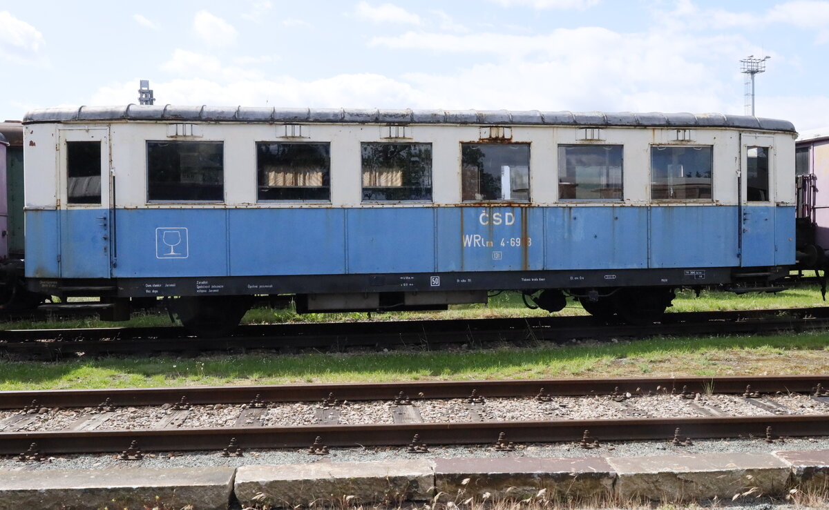 WRLm 4-9610 im Eisenbahnmuseum  Výtopna Jaroměř 
21.05.2022 09:33 Uhr.