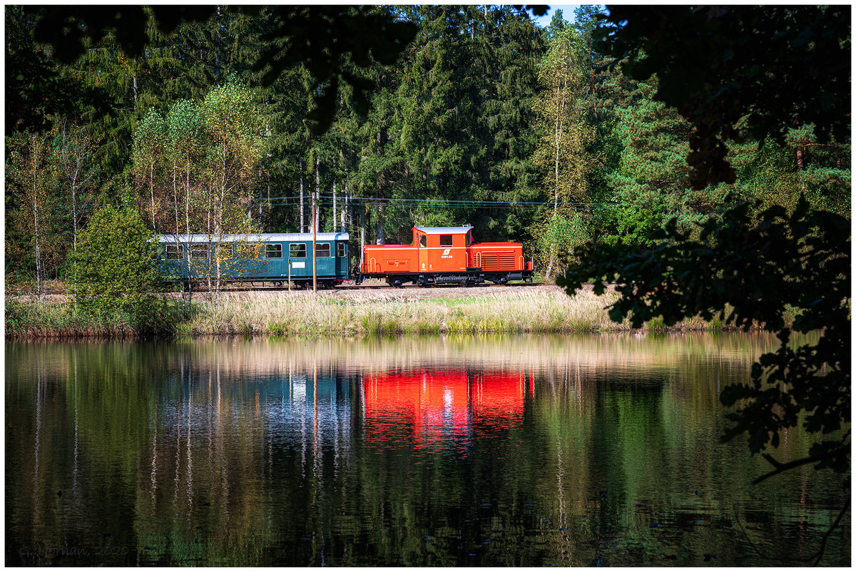 WSV 2091.09 mit Kurzzug nach Heidenreichstein bei Altnagelberg, 10.10.2020