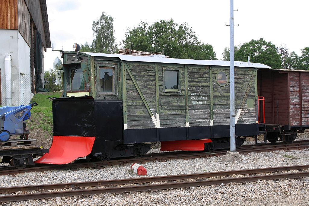 WSV 98505 Klima/s am 26.Juli 2020 im Bahnhof Heidenreichstein.