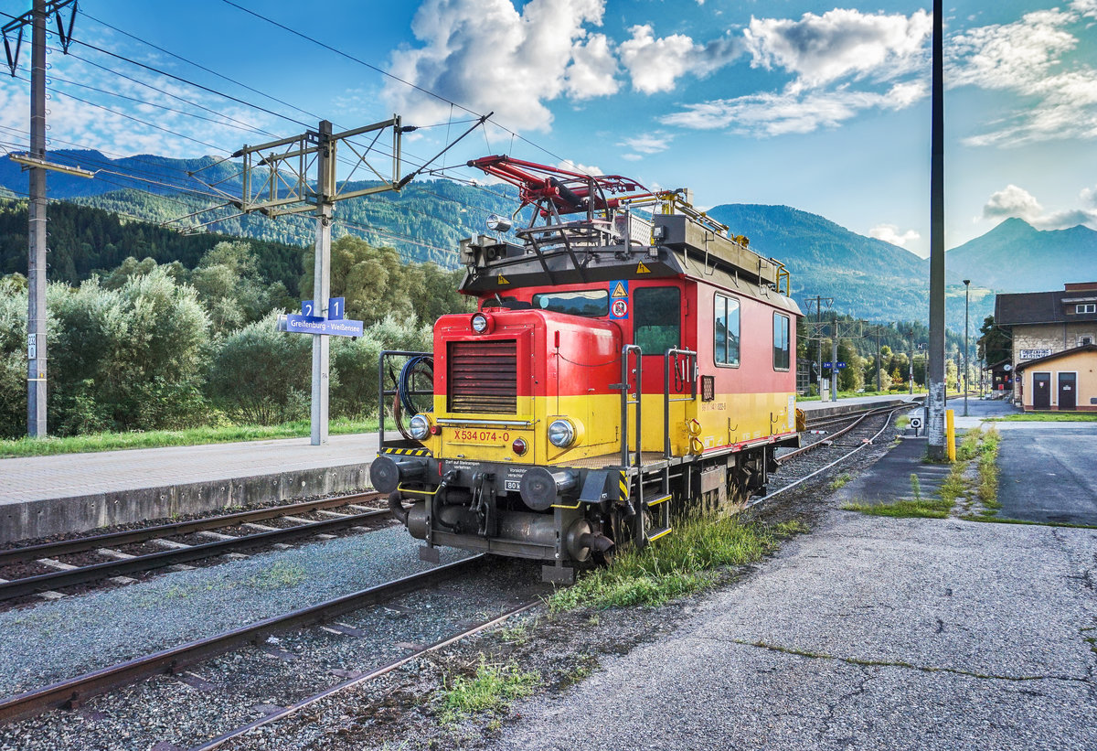 X 534 074-0 steht am 14.8.2017 im Bahnhof Greifenburg-Weißensee.