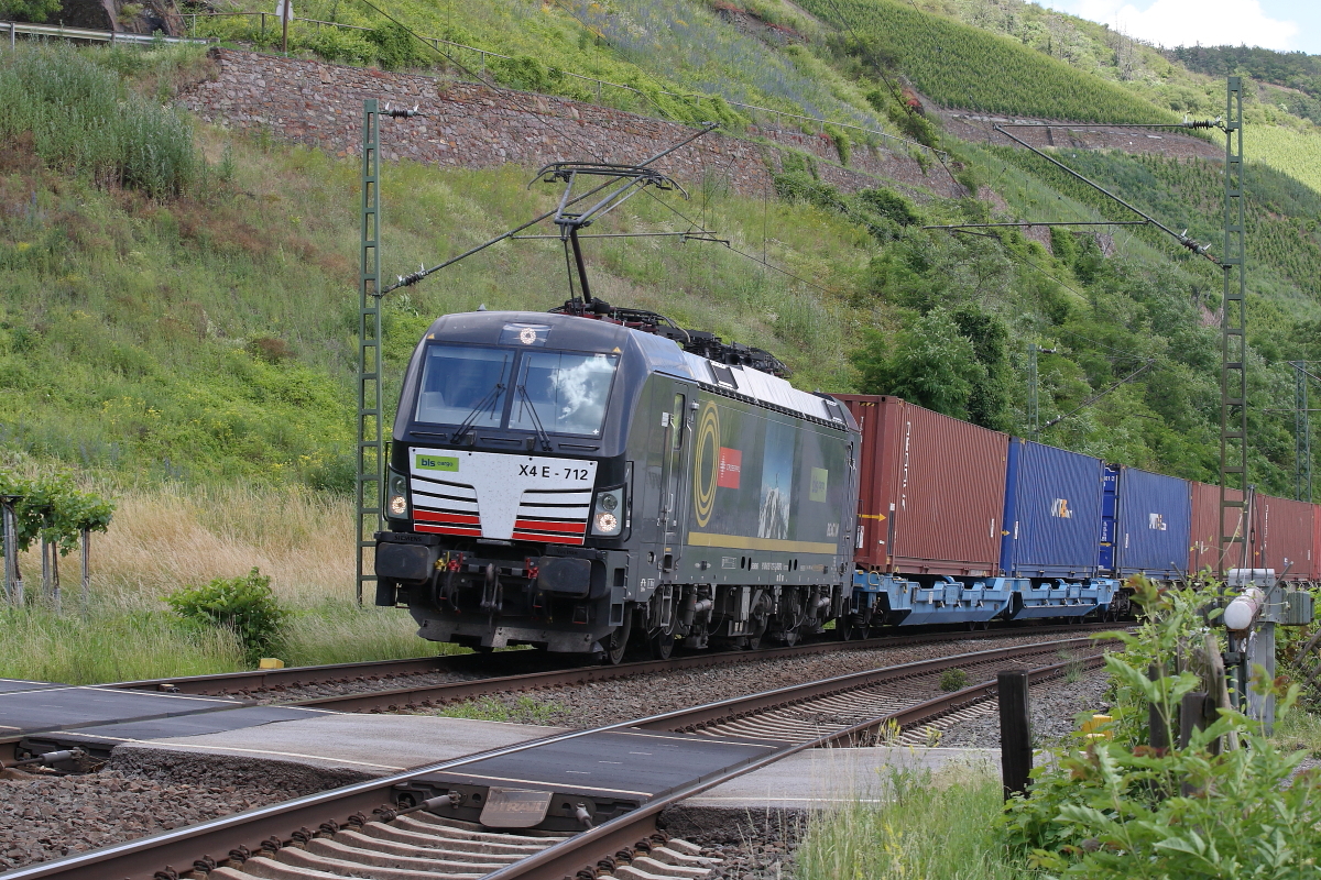 X4E 712 / 193 712 am 15.06.2024 in Boppard