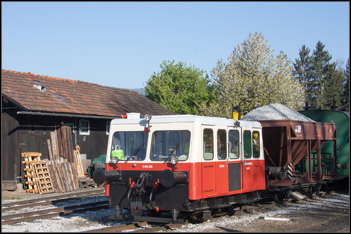 X626.205 im Bahnhof Stainz an diesem strahlenden 24.April 2020