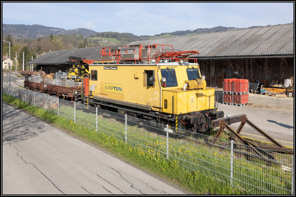 X956.005 im Bahnhof Deutschlandsberg an diesem strahlend schönen 21.April 2023