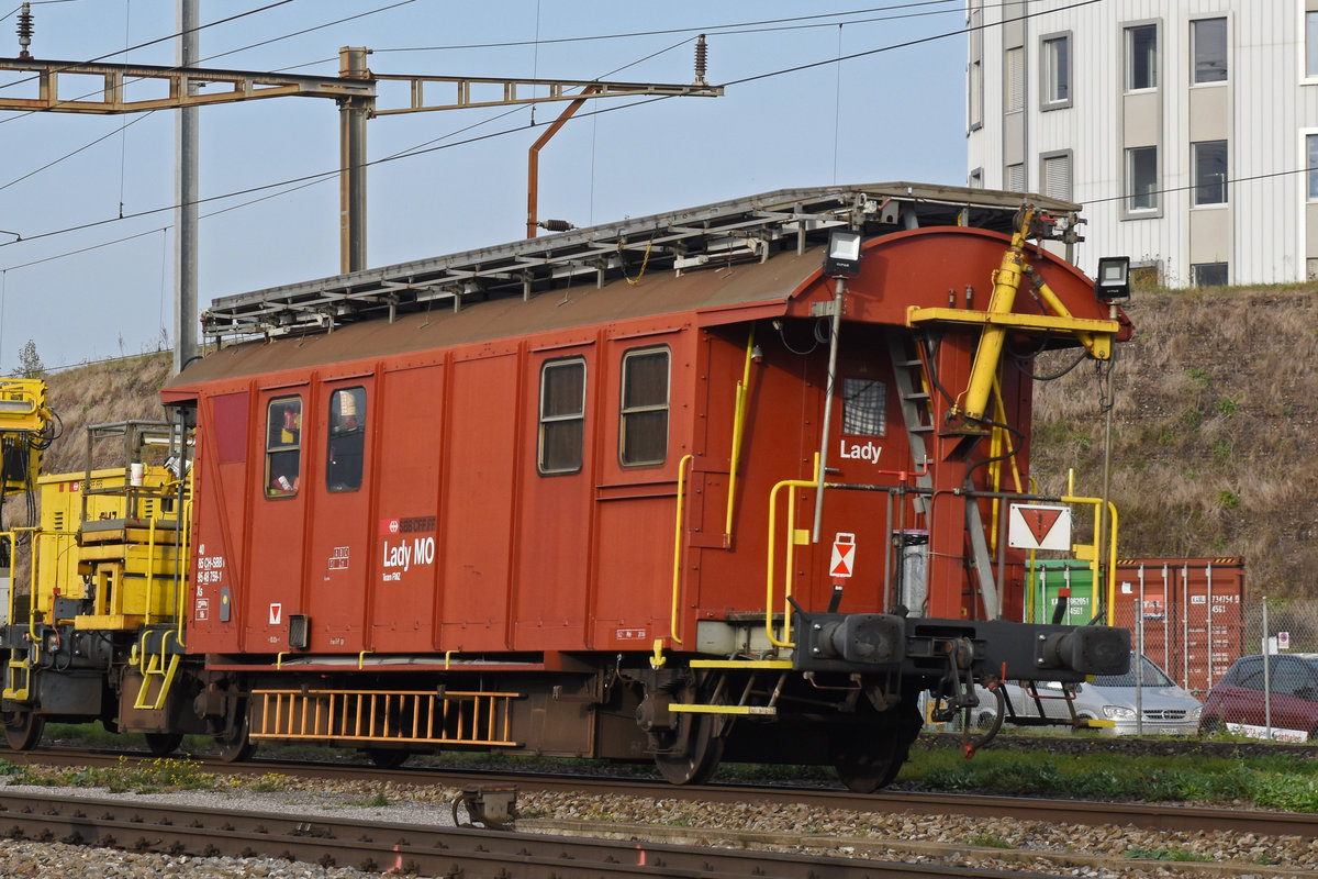 Xs 40 85 95 48 759-1  Lady Mo  rollt Richtung Güterbahnhof Muttenz. Die Aufnahme stammt vom 09.11.2018.