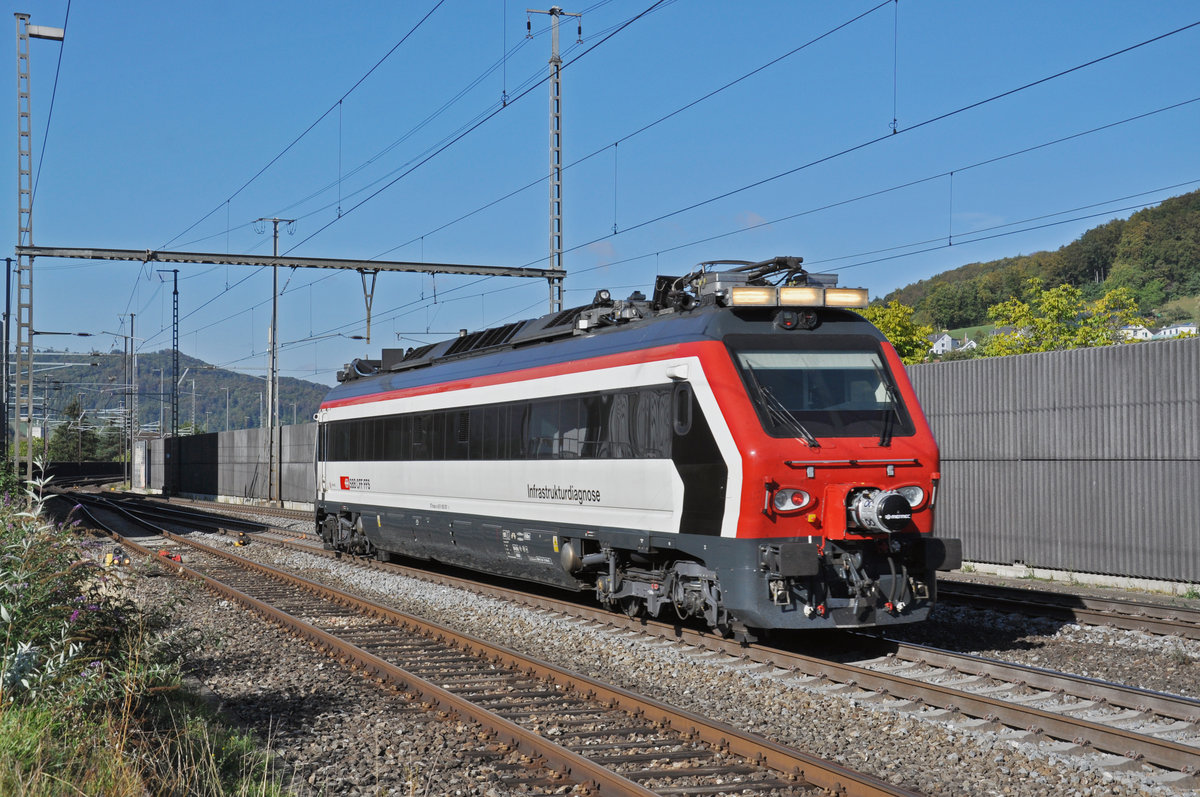XTmass 99 85 9160 001-5 Infrastrukturdiagnose durchfährt den Bahnhof Gelterkinden. Die Aufnahme stammt vom 25.09.2018.