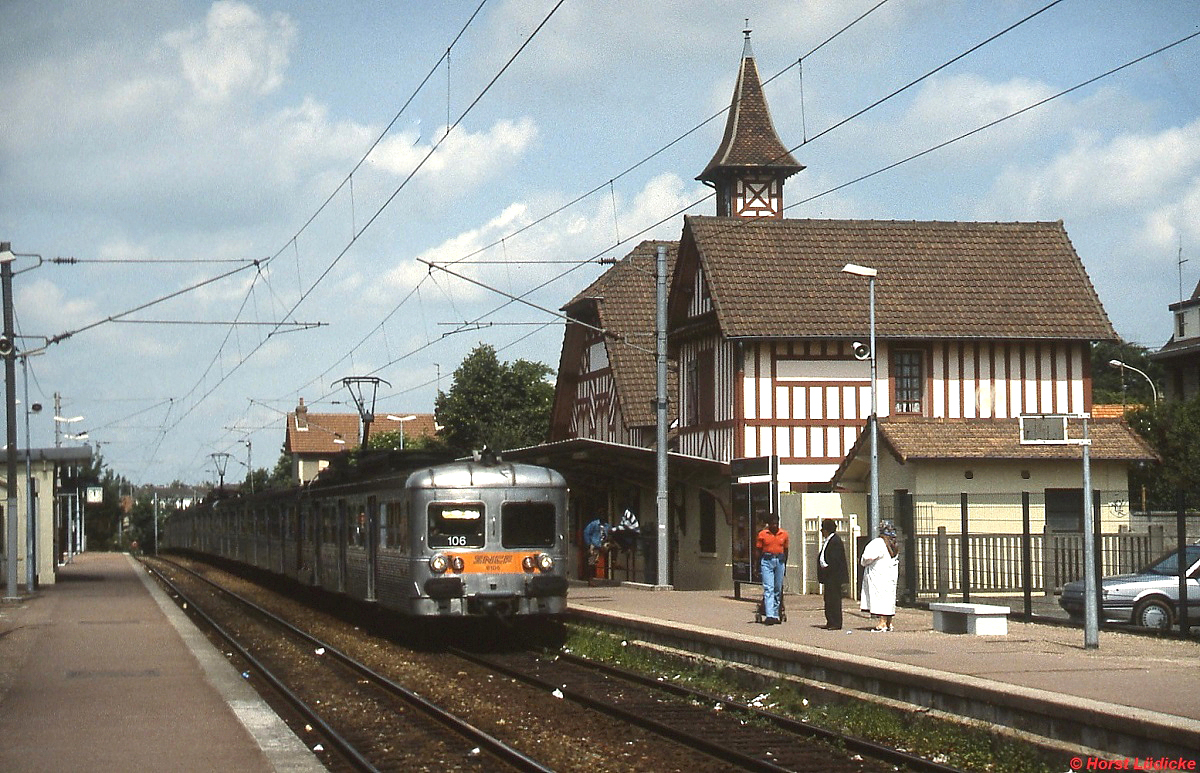 Z 6104 als Vorortzug zwischen Pontoise und dem Pariser Zentrum (Sommer 1993)
