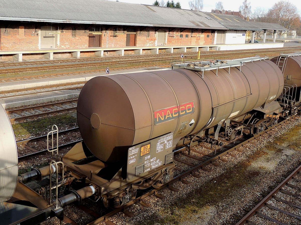 Zacens 3380(D-NACCO)7931465-8 passiert mit GAG47850 den Bhf. Ried; 140102