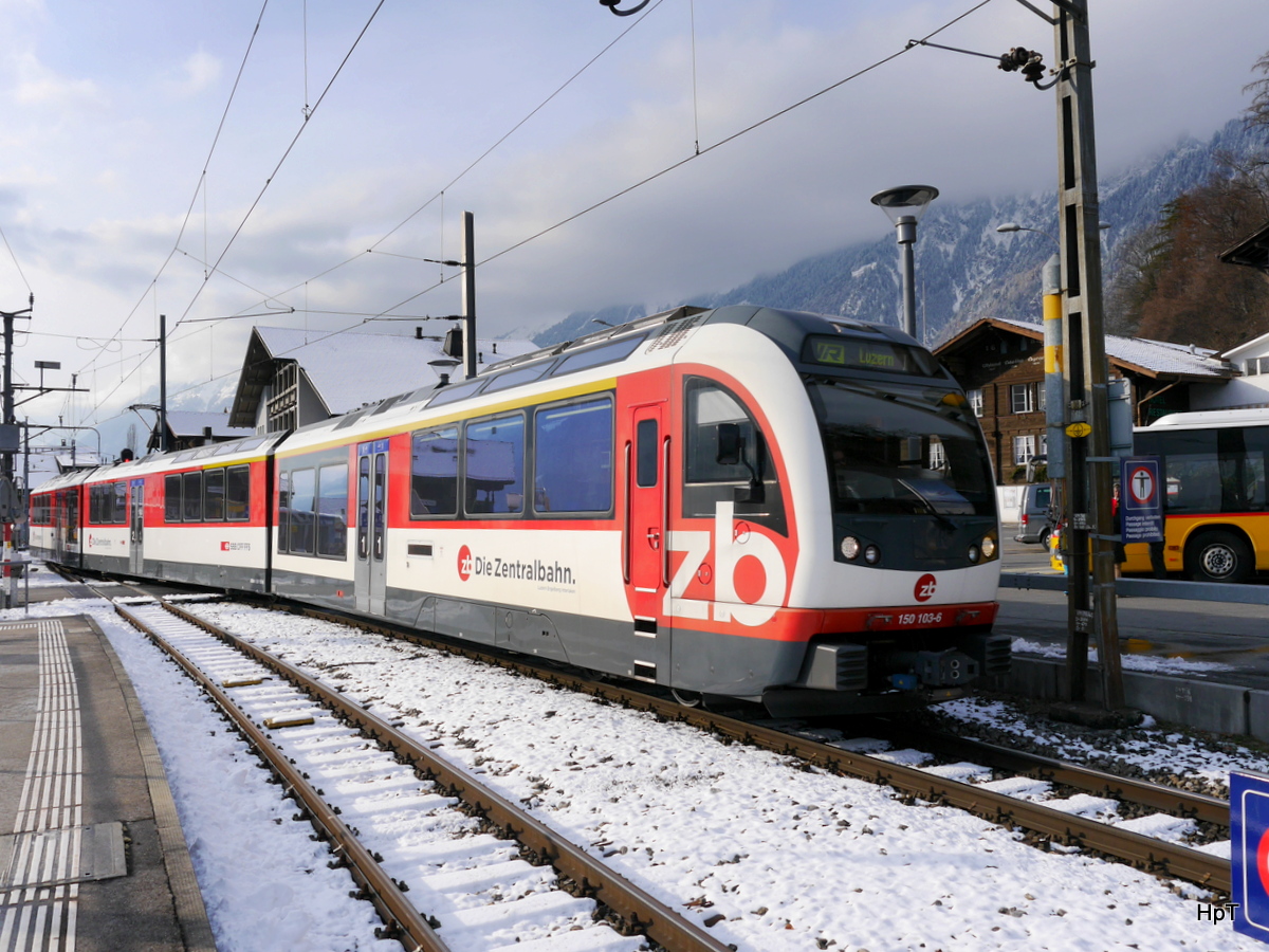 zb - Einfahrender Triebzug ABReh 150 103-6 im Bahnhof von Brienz am 02.12.2017