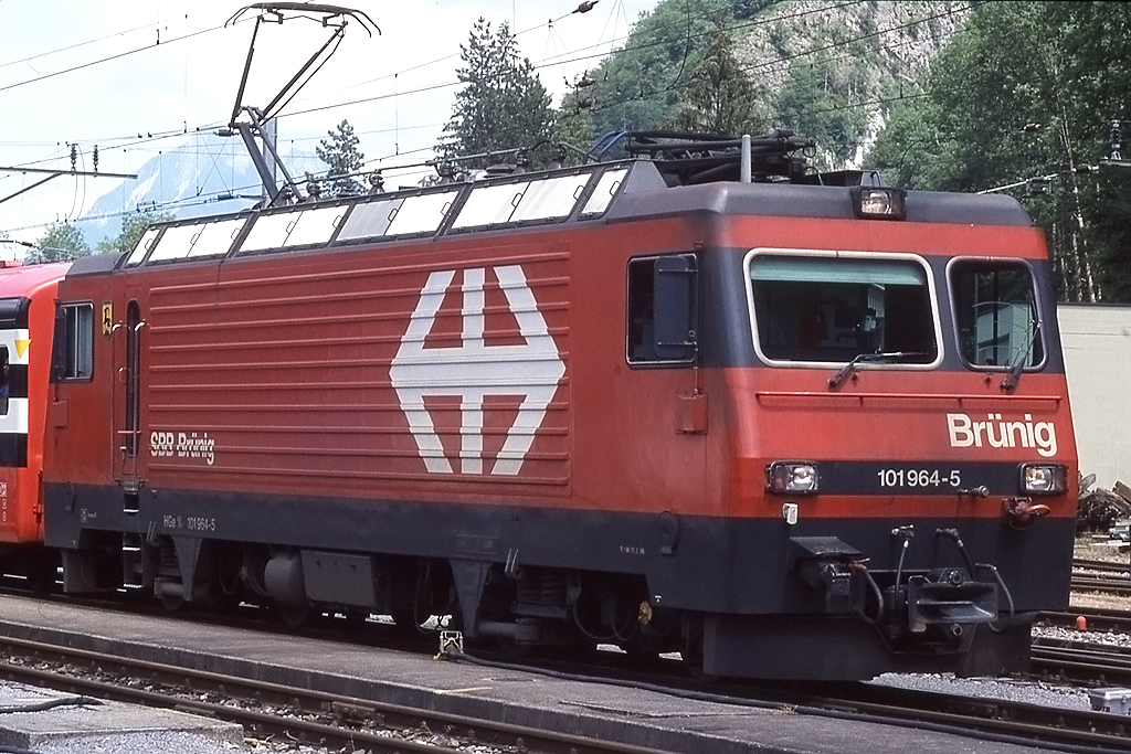 ZB, HGe 4-4II, 101964-5, 03.07.2004 Giswil



