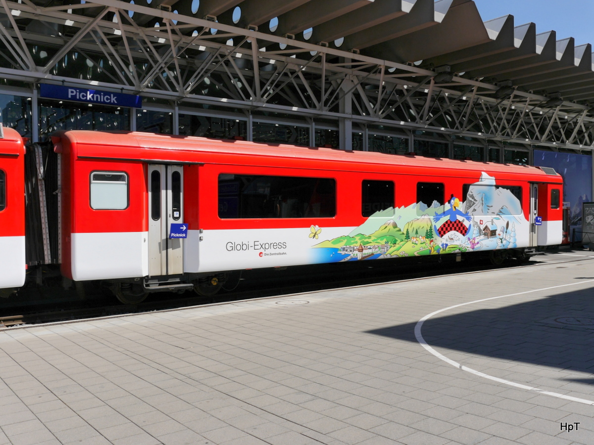 zb - Personenwagen 1 Kl.214 ausgestellt im Verkehrshaus in Luzern am 21.05.2016