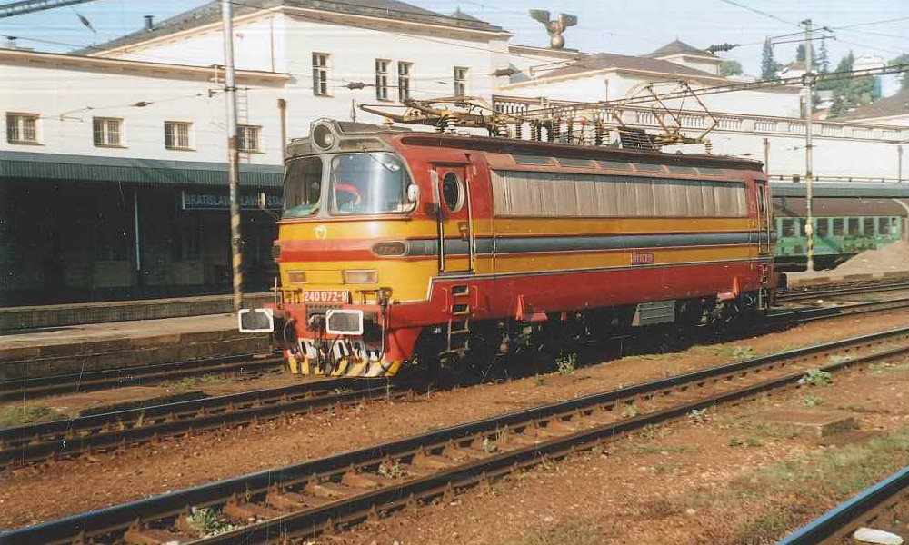 ZSSK 240 072 am 02.09.2006 abgestellt in Bratislava hlavna stanice 