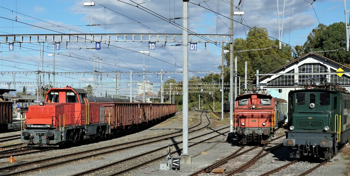 Zuckerrübentransporte per Bahn.
ZUCKERRÜBENKAMPAGNE SCHWEIZ 2021
Zuckerfabrik Aarberg
MFAG Am 841 008-9, ehemals SBB, auf der Fahrt von Aarberg nach Cugy FR. Entstanden ist die Aufnahme vom Leermaterialzug am 22. Oktober 2021  in Payerne.
Die historischen Fahrzeuge befinden sich im Besitz der Museumsbahn SWISSTRAIN.
Foto: Walter Ruetsch