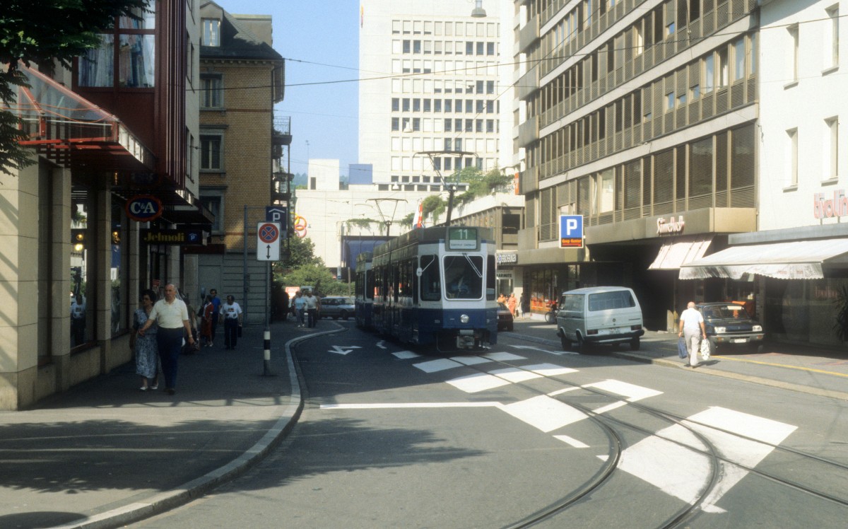 Zrich VBZ Tram 11 (Be 4/6 2024) Oerlikon, Nansenstrasse am 20. Juli 1990.
