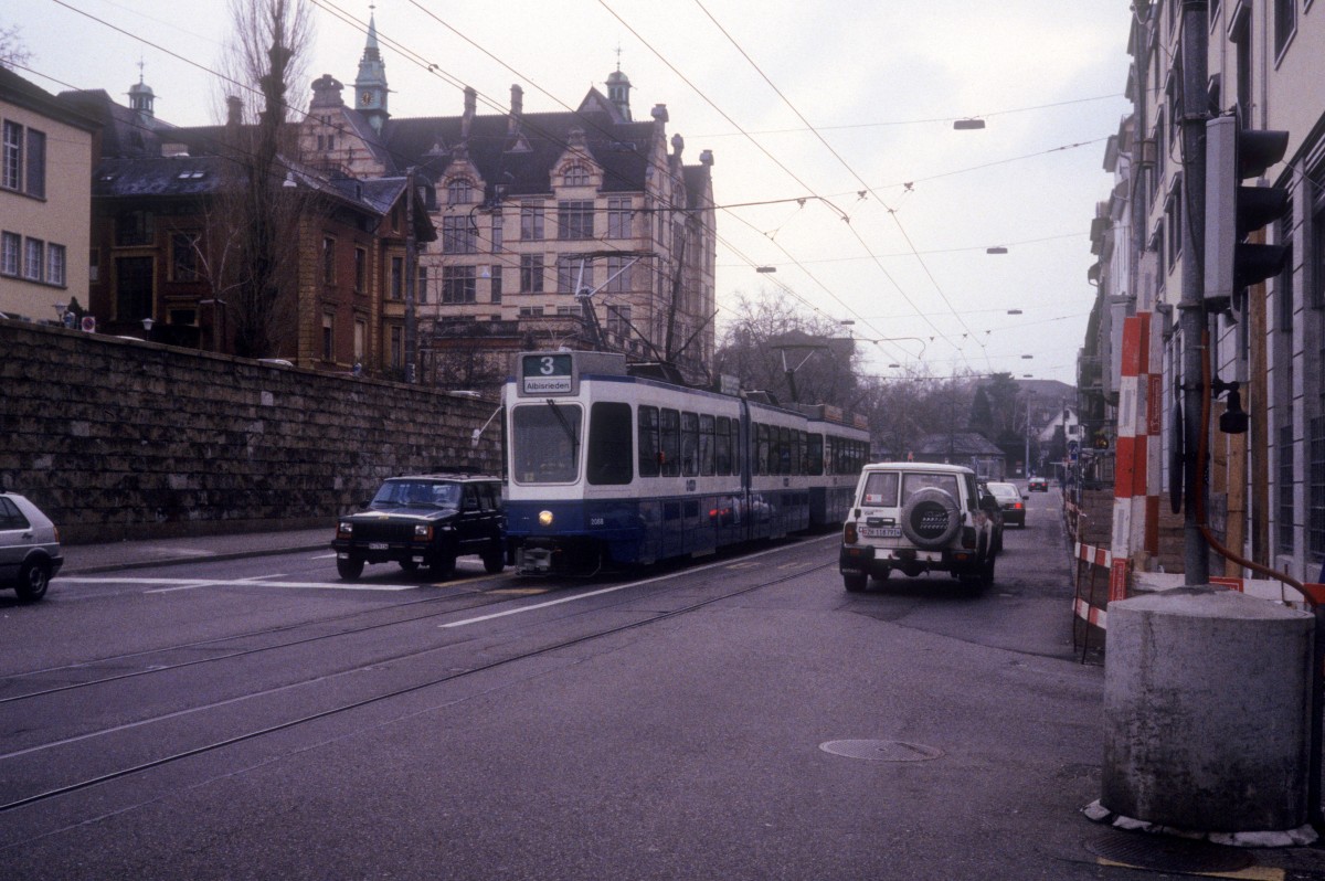 Zrich VBZ Tram 3 (Be 4/6 2088) Seilergraben im Februar 1994.