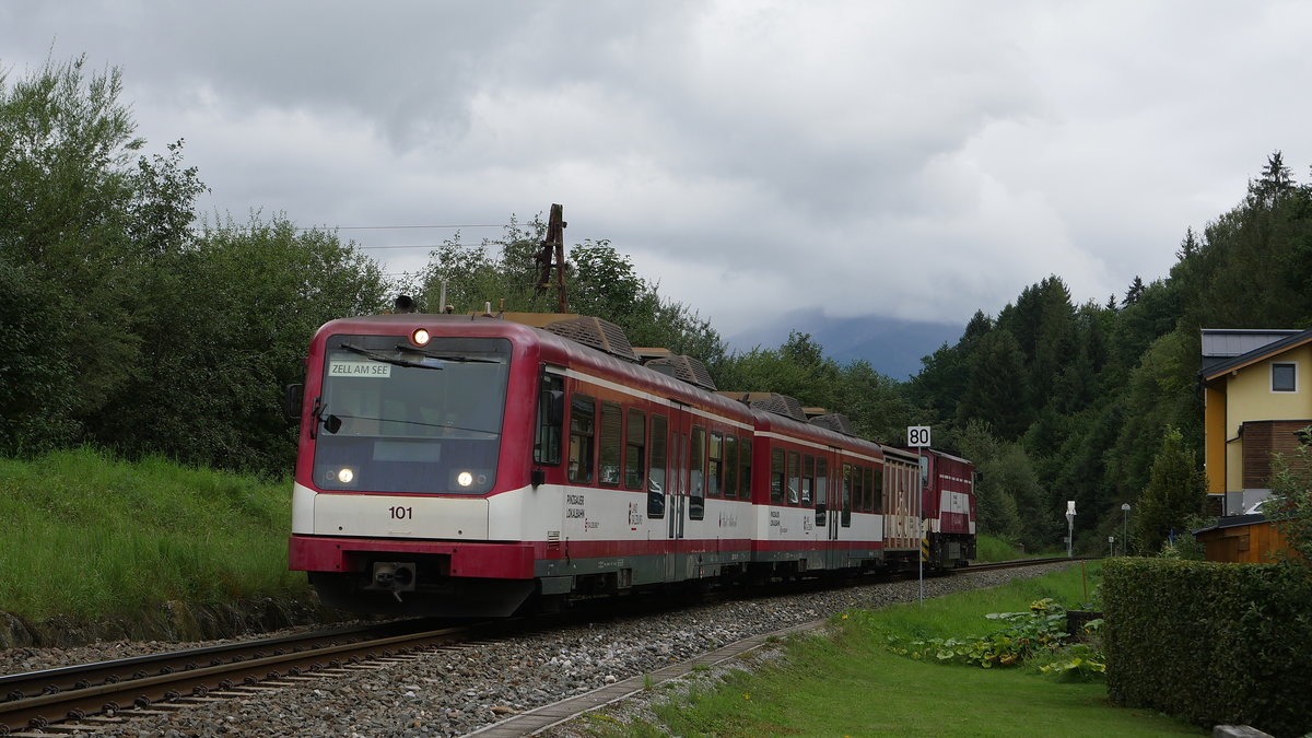 Zug 3317 hinten mit Lok 81 von Krimml kommend nach Zell am See; kurz vor Mittersill, 02.09.2019
