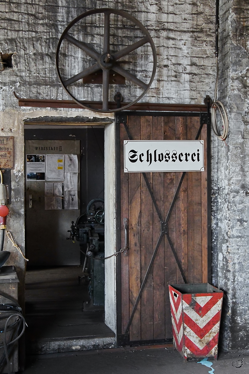 Zugang zur Schlosserei im Ringlokschuppen des Eisenbahnmuseums in Darmstadt. (September 2019)