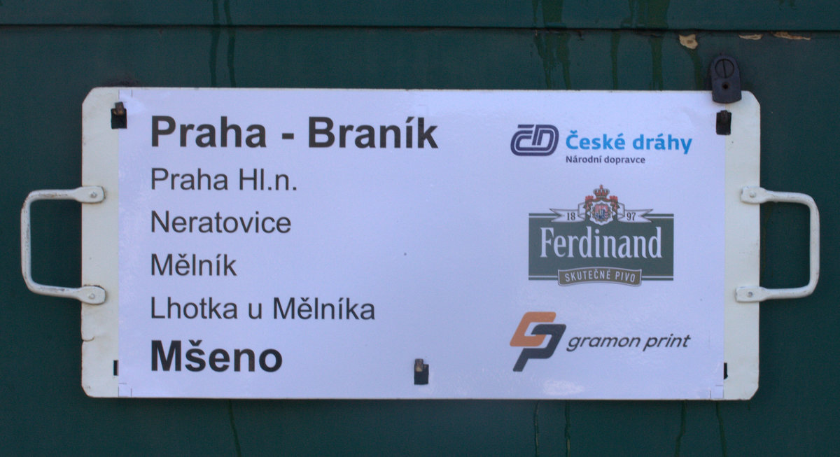 Zuglaufschild des Parni Vlak nach Mseno.   30.04.2016 07:45 Uhr.