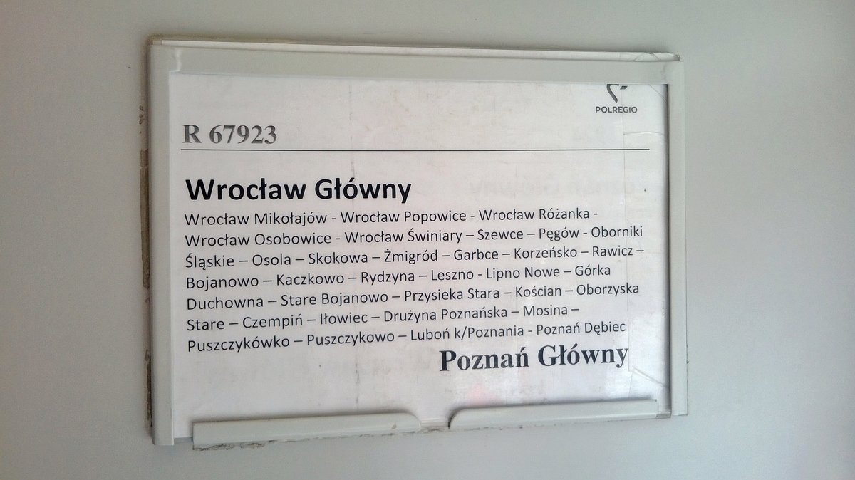 Zuglaufschild der R 67923 von Wroclaw nach Poznan, 26.05.2018