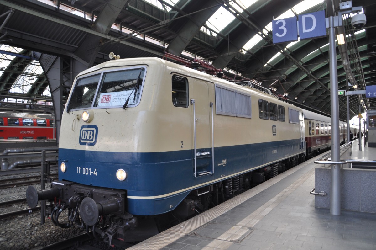 Zuglok der Sonderfahrt  DB Stiftung  vom  Berliner Ostbahnhof nach Potsdam am 18.04.2015