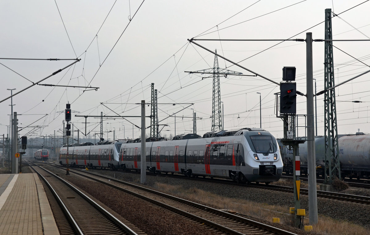 Zusammen mit 442 120 erreicht 442 119 am 28.02.16 aus Kassel-Wilhelmshöhe kommend den Wendepunkt Bitterfeld. Nach kurzem Aufenthalt ging die Fahrt zurück Erfurt bzw. Leinefelde.