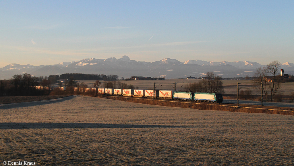 Zwei E412 mit Mars KLV am 10.03.2015 in Haus bei Ostermünchen.