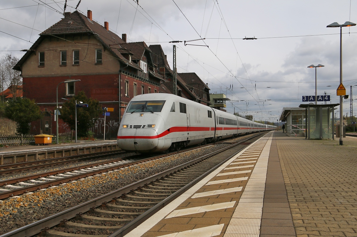 Zwei ICE der Baureihe 402 als Umleiter durch Eichenberg gen Kassel. Aufgenommen am 23.04.2016.