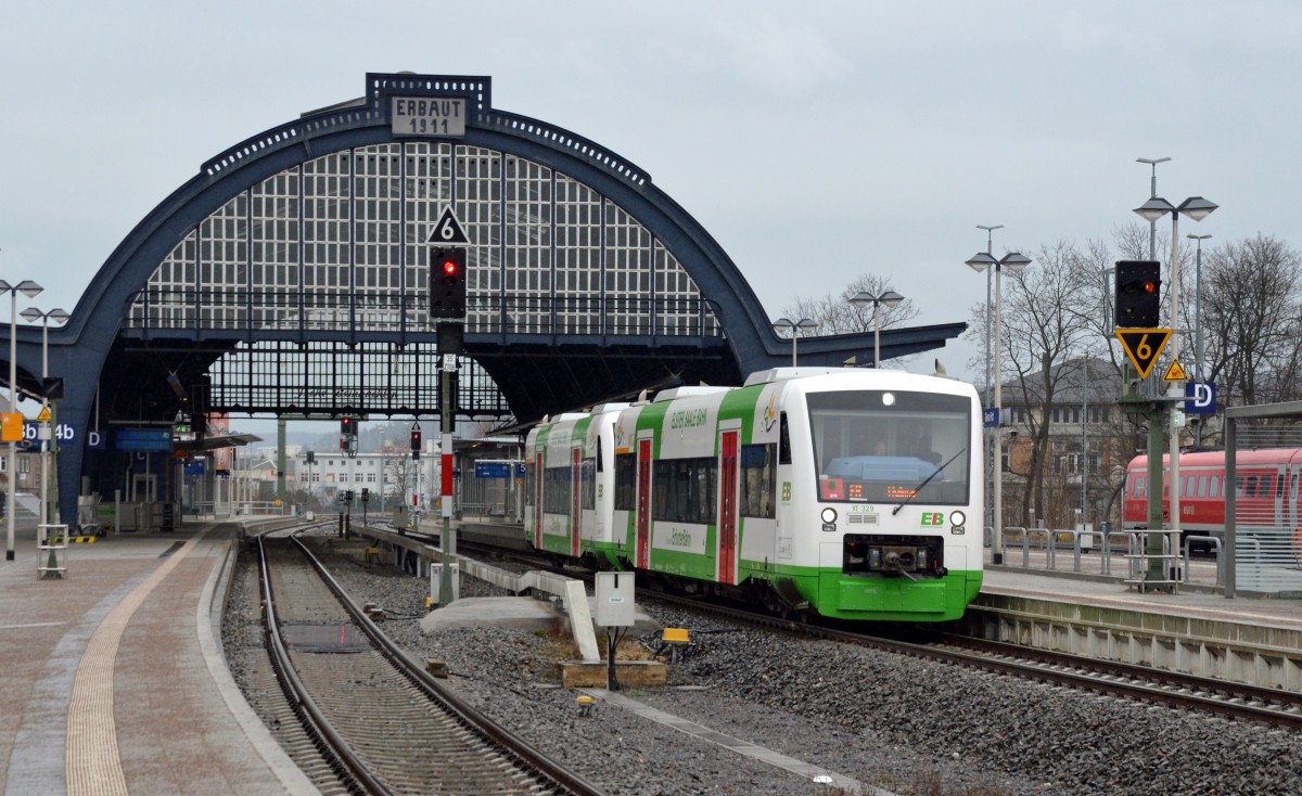 Zwei RS1 der Erfurter Bahn verlassen am 15.03.14 Gera mit dem Ziel Weimar.