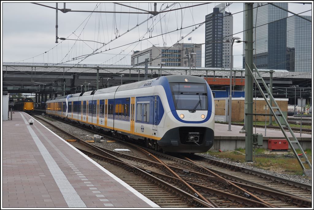 Zwei Sprinter in Rotterdam Centraal. (06.04.2014)
