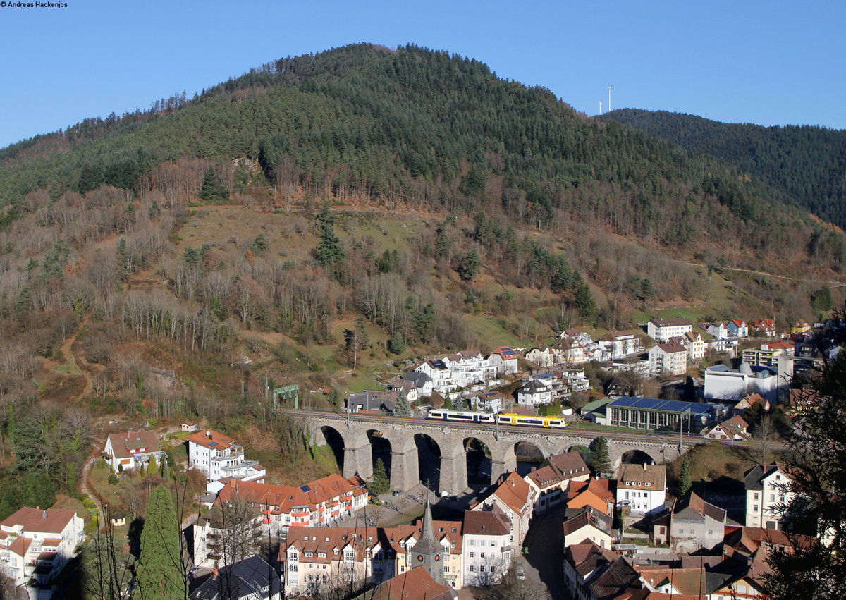 Zwei unbekannte 650 als SWE87532 (Hornberg-Hausach)auf dem Reichenbachviadukt 29.11.16