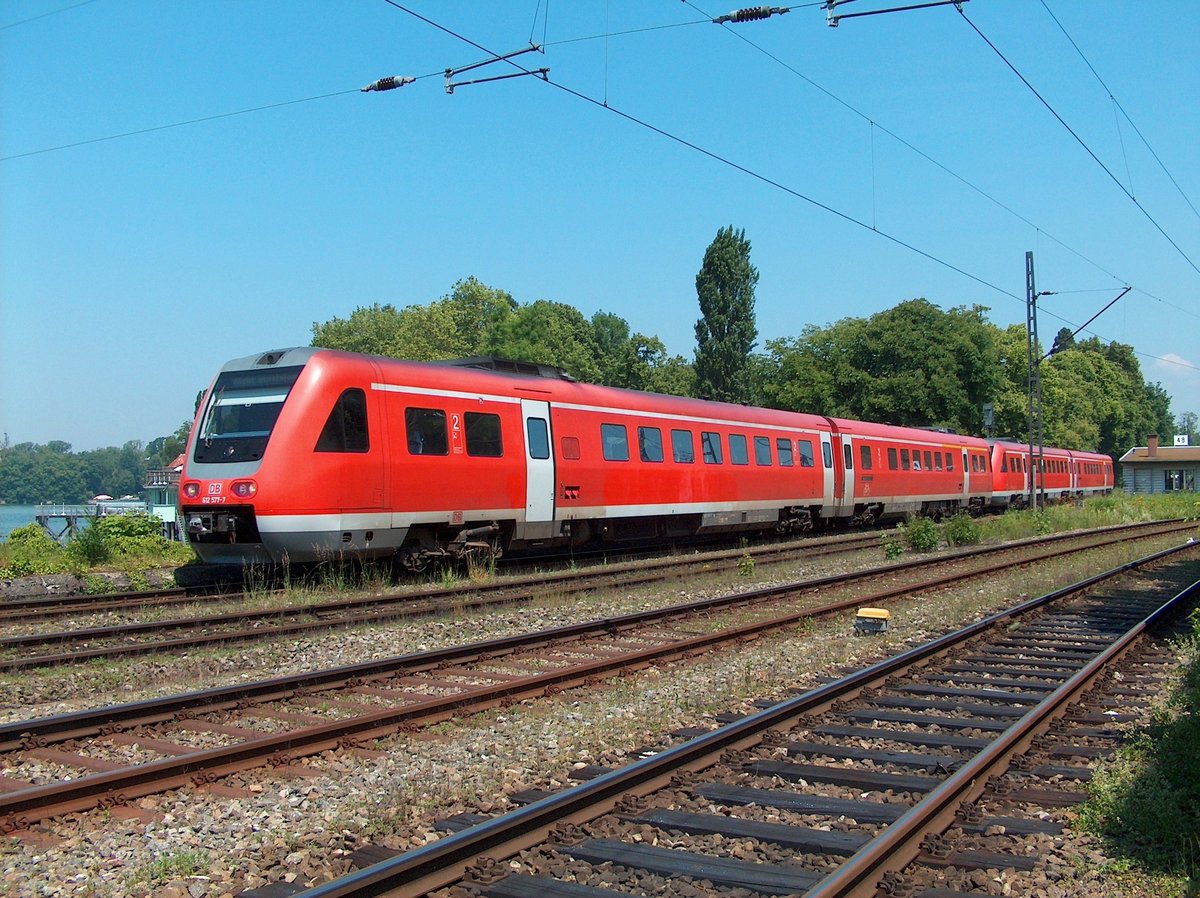 Zwei VT612, hier mit 612 077 über die Lindauer Damm, 14-06-2006