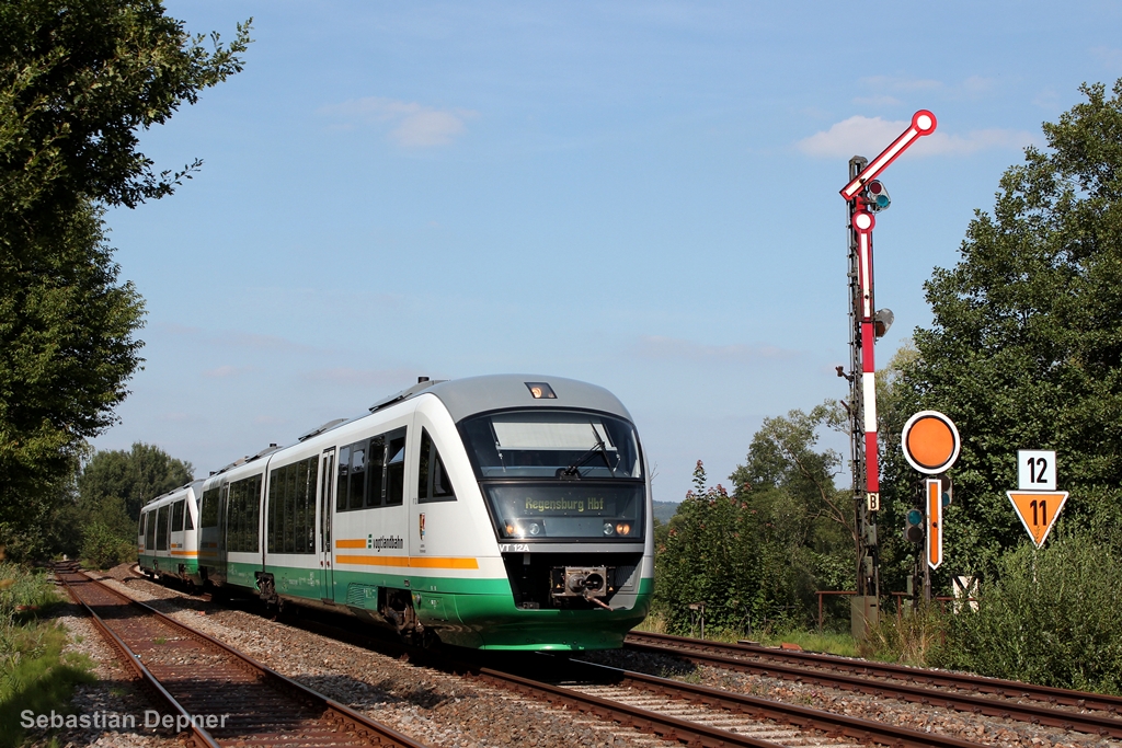 Zwei VTs der Vogtlandbahn am 22.8.13 in Nabburg