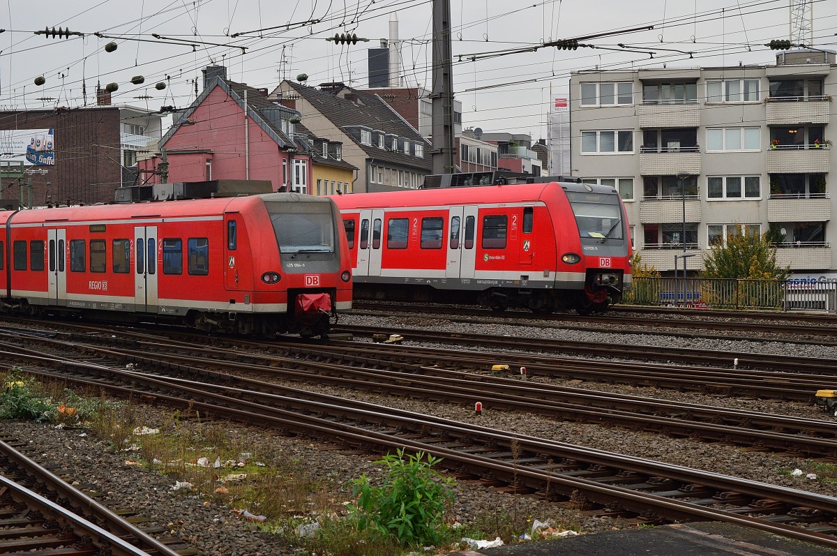 Zweimal Quitschi, links sind die Triebwagen 425 094-0 und rechts der 423 538-8 im Kölner Hbf zu sehen. 30.10.2014