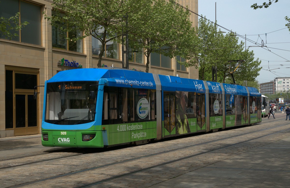 Zweirichtungs-Vario 909 am 16.05.15 in der Straße der Nationen/Chemnitz