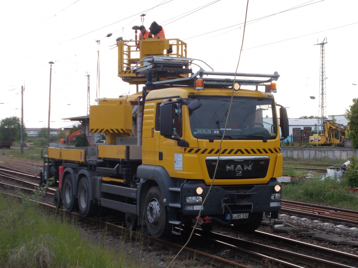 Zweiwege MAN,kam zum Beginn der Bauarbeiten,am 27.Mai 2015,in Bergen/Rügen zum Einsatz.