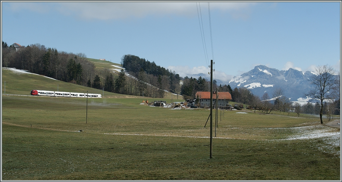 Zwischen Vauderens und Bulle konnte ich diesen TPF Flirt fotografieren.
20. März 2012