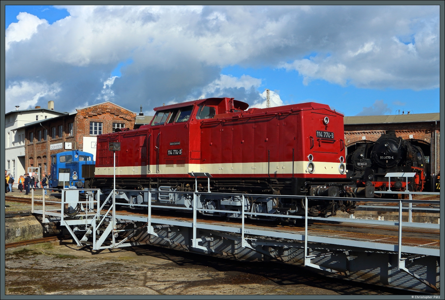 114 774-3 der Dampflokfreunde Salzwedel e.V. pr�sentiert sich am 10.10.2026 auf der Drehscheibe des Bw Wittenberge.