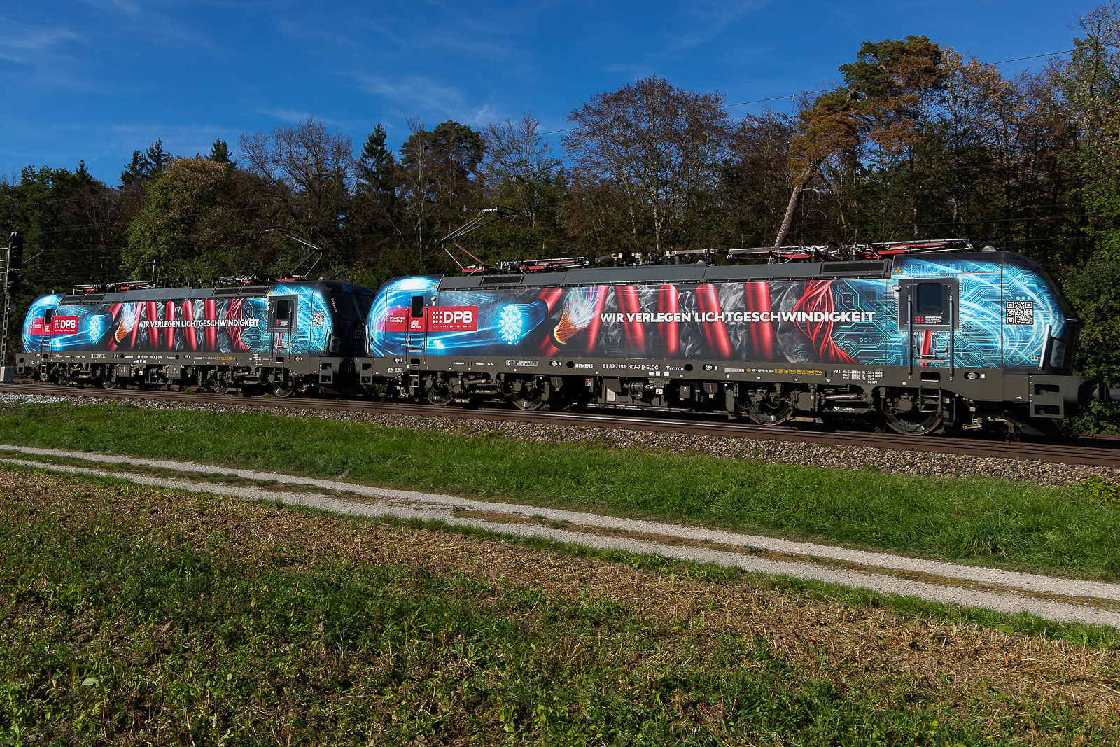 193 607 am 27.09.26 bei Eglharting.