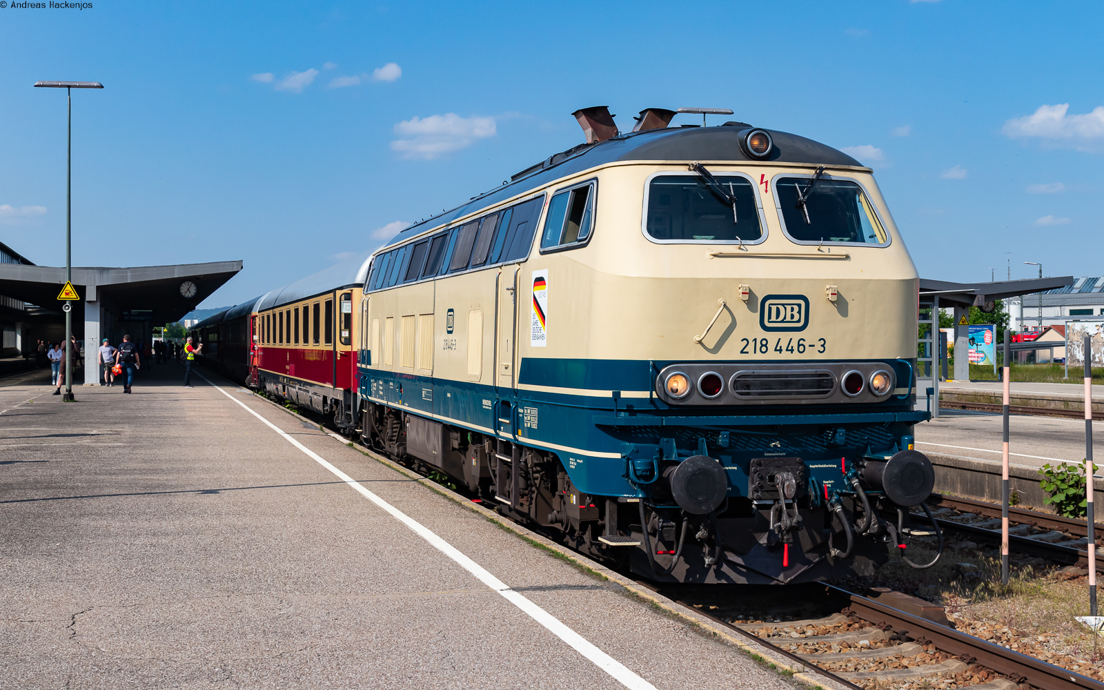 218 446	mit dem RC 13405 (Augsburg Hbf - Kempten Hbf) in Kempten Hbf 27.5.23