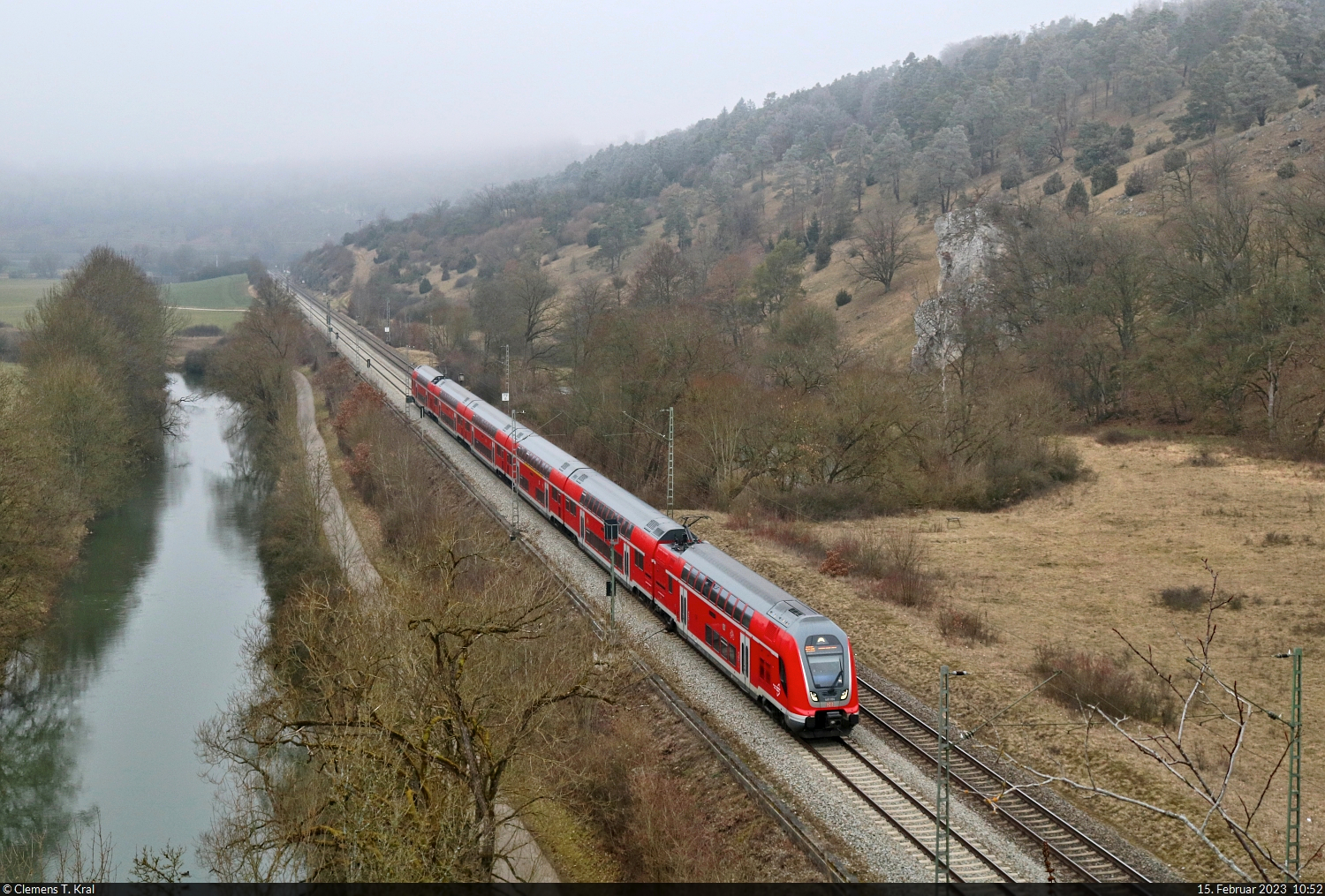 445 094-9 (Bombardier Twindexx Vario) unterwegs an der Altmühl bei Dollnstein.

🧰 DB Regio Bayern
🚝 RB 59093 (RB16) Nürnberg Hbf–München Hbf
🕓 15.2.2023 | 10:52 Uhr