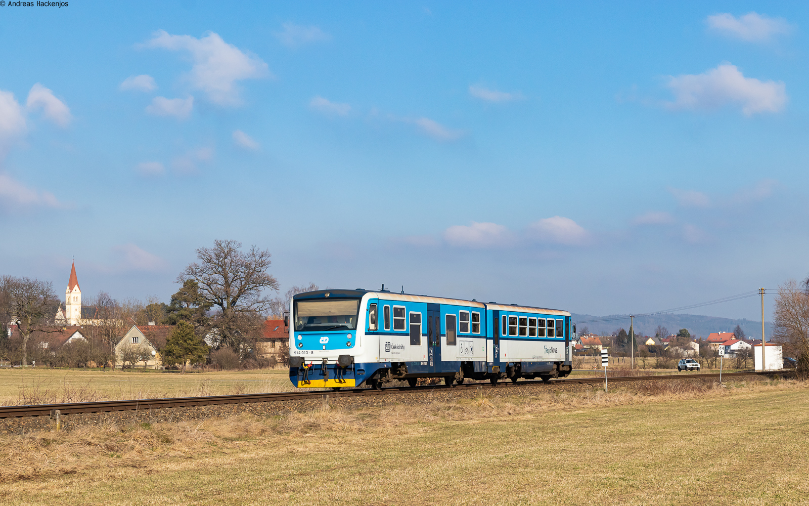 814 013-9 als Os 17550 (Klatovy - Domazlice) bei Besdiekau 8.2.23